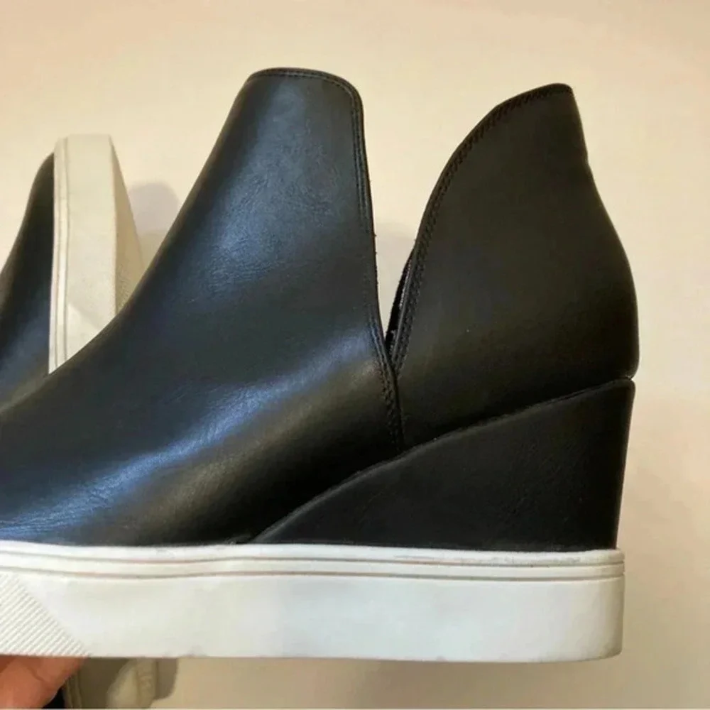 MIA Shoes Womens 9M Kate Platform Sneakers‎ Black Faux Leather Cut Out Casual
